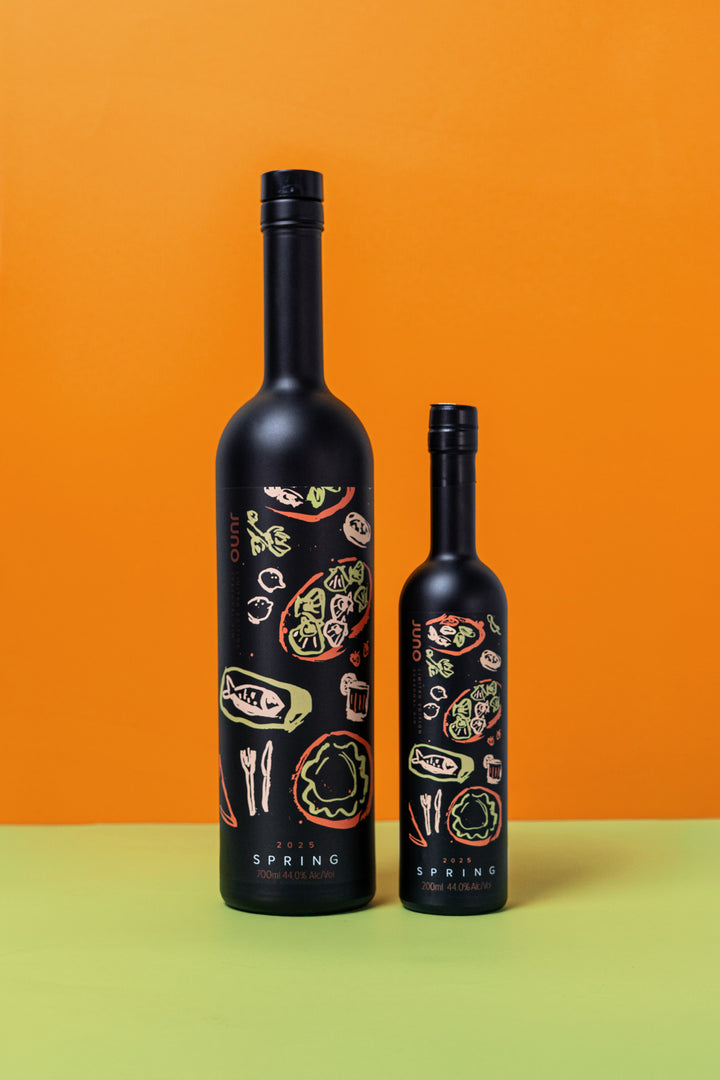 Packaging Illustration - Juno Gin Bottle