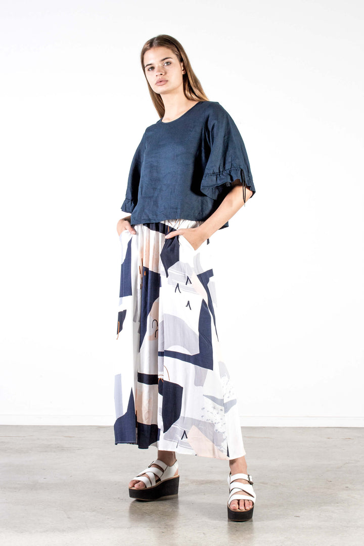 Nyne - Abstract Apparel Print